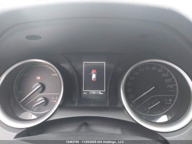 4T1C31AKXMU558877 Toyota Camry Hybrid Le