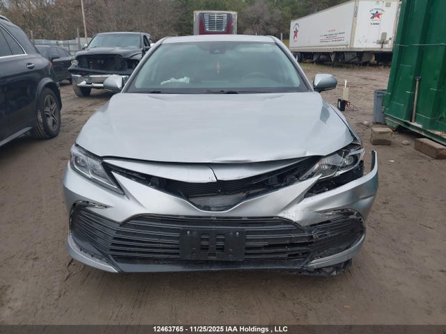 4T1C31AKXMU558877 Toyota Camry Hybrid Le