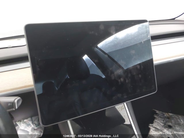 Продажа на аукционе авто 2018 Tesla Model 3 Long Range/mid Range, vin: 5YJ3E1EA0JF075743, номер лота: 12463827