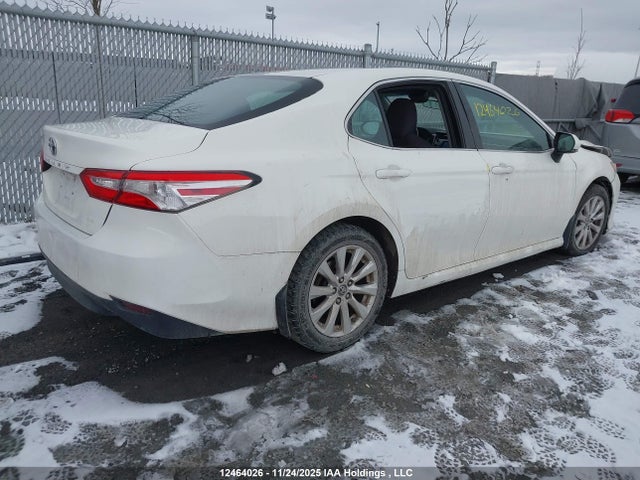 4T1B31HK4JU500017 Toyota Camry Hybrid Le