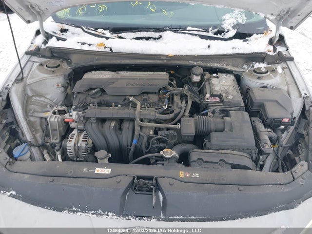 12464054 :رقم المزاد ، KMHLM4AG2NU330867 vin ، 2022 Hyundai Elantra Essential Ivt With Hyundai Smartsense Package مزاد بيع