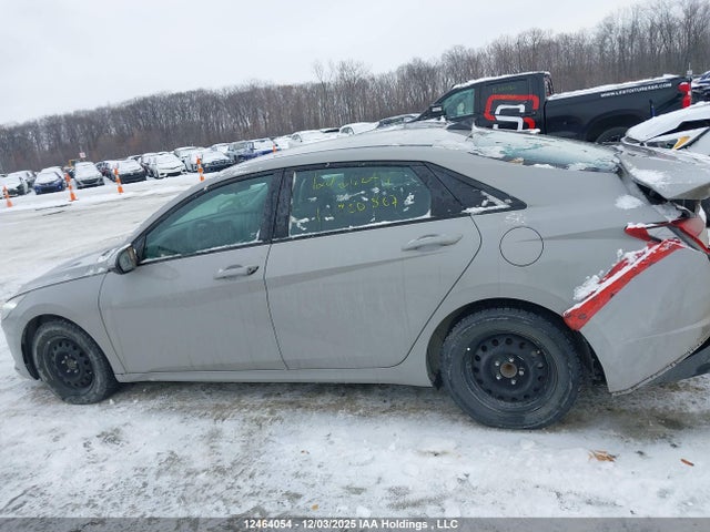 12464054 :رقم المزاد ، KMHLM4AG2NU330867 vin ، 2022 Hyundai Elantra Essential Ivt With Hyundai Smartsense Package مزاد بيع