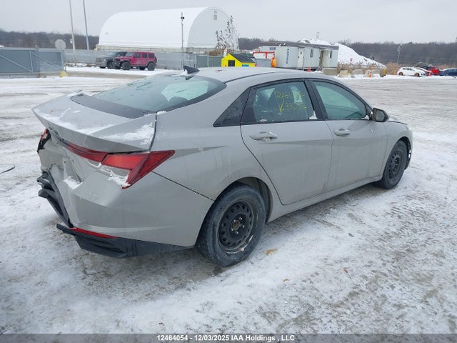 12464054 :رقم المزاد ، KMHLM4AG2NU330867 vin ، 2022 Hyundai Elantra Essential Ivt With Hyundai Smartsense Package مزاد بيع