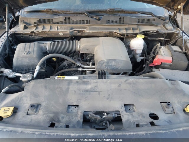 12464121 :رقم المزاد ، 1C6RR7GG6NS133261 vin ، 2022 Ram 1500 Classic Slt مزاد بيع