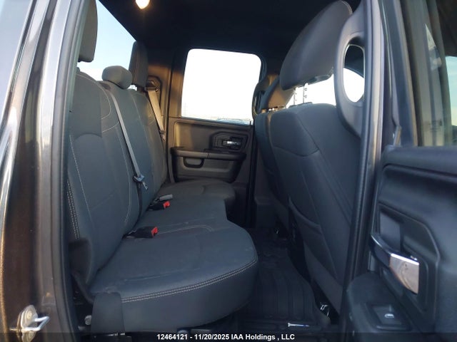 12464121 :رقم المزاد ، 1C6RR7GG6NS133261 vin ، 2022 Ram 1500 Classic Slt مزاد بيع