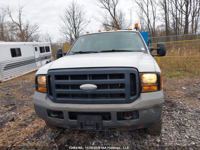 Продажа на аукционе авто 2006 Ford F350 Super Duty, vin: 1FDWW37P16EB16697, номер лота: 12464168