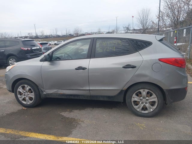 12464353 :رقم المزاد ، KM8JT3AC2CU327241 vin ، 2012 Hyundai Tucson مزاد بيع