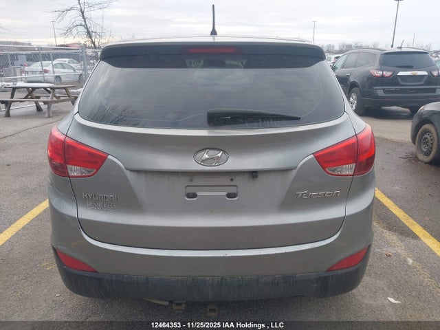 12464353 :رقم المزاد ، KM8JT3AC2CU327241 vin ، 2012 Hyundai Tucson مزاد بيع