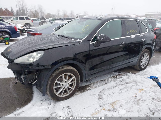 Porsche Cayenne 2016 WP1AA2A21GKA14905 Image 2