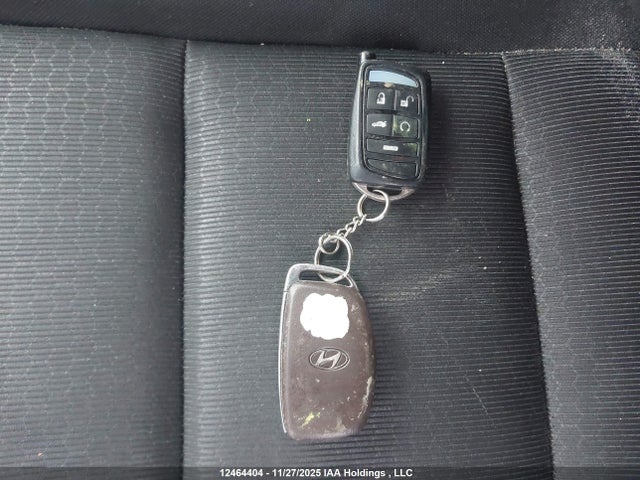 KMHD84LFXHU187832 Hyundai Elantra