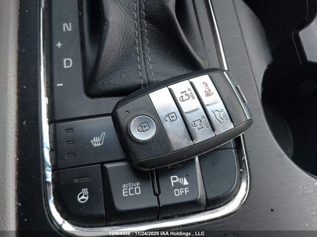KIA Sedona 2018 KNDMB5C11J6369915 Image 11