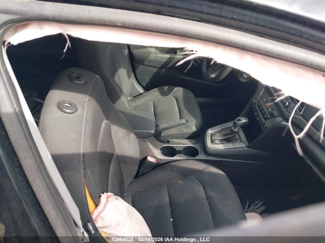 2017 Hyundai Elantra Le მანქანა იყიდება აუქციონზე, vin: 5NPD74LFXHH146117, აუქციონის ნომერი: 12464528