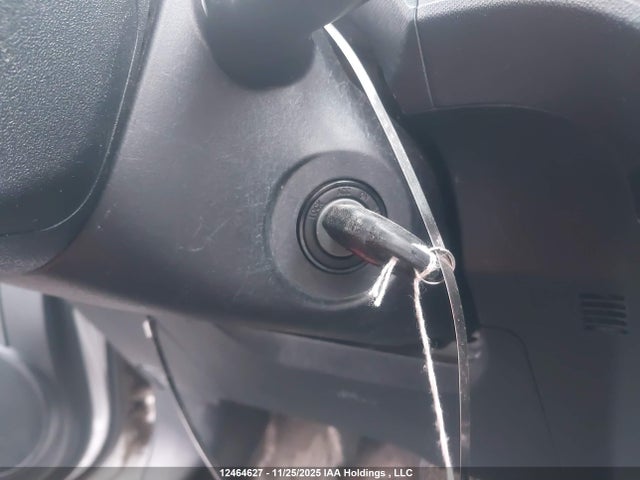 JTDKDTB32F1584572 Toyota Prius C Technology