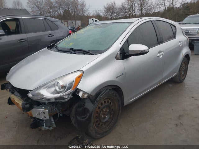 JTDKDTB32F1584572 Toyota Prius C Technology