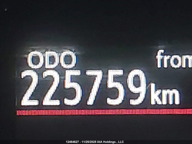 JTDKDTB32F1584572 Toyota Prius C Technology