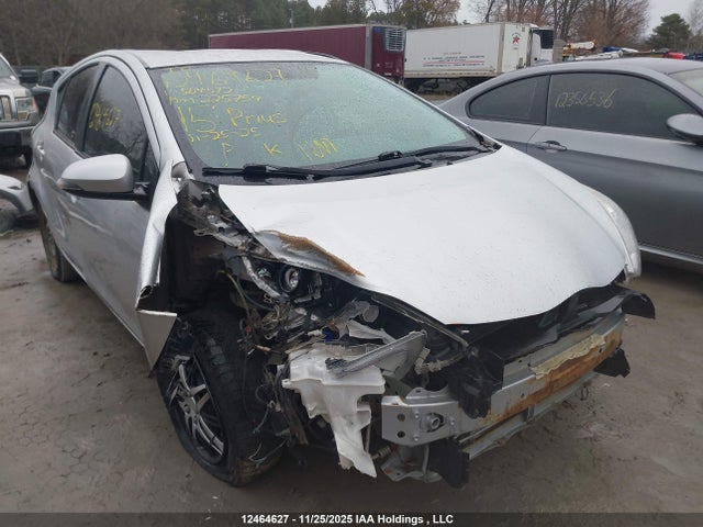 JTDKDTB32F1584572 Toyota Prius C Technology
