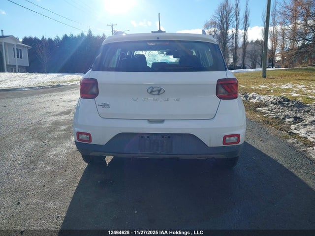 12464628 :رقم المزاد ، KMHRC8A38PU277970 vin ، 2023 Hyundai Venue Preferred مزاد بيع