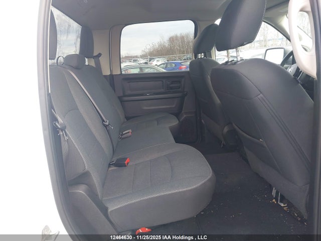 3C6RR7KT9NG301924 RAM 1500 Classic Tradesman
