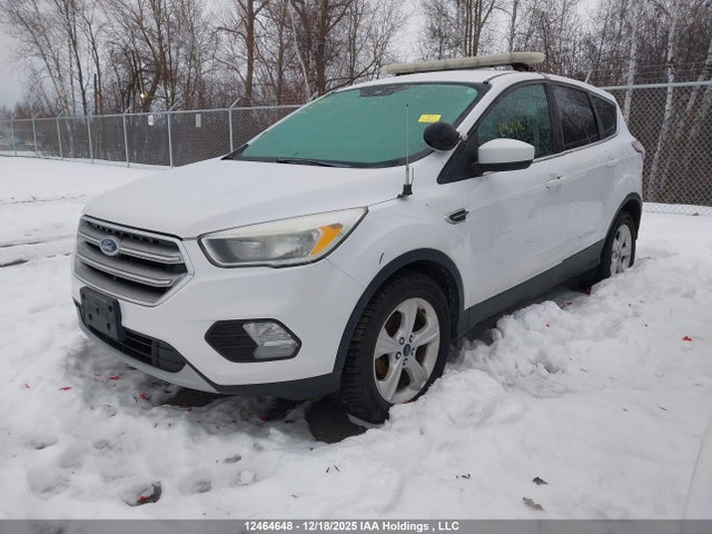 1FMCU0GDXHUA00596 Ford ESCAPE SE