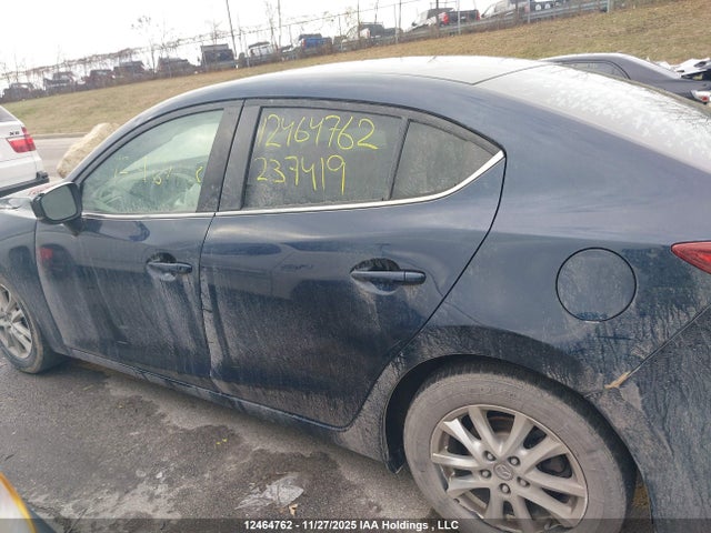 3MZBN1V71JM237419 Mazda MAZDA3
