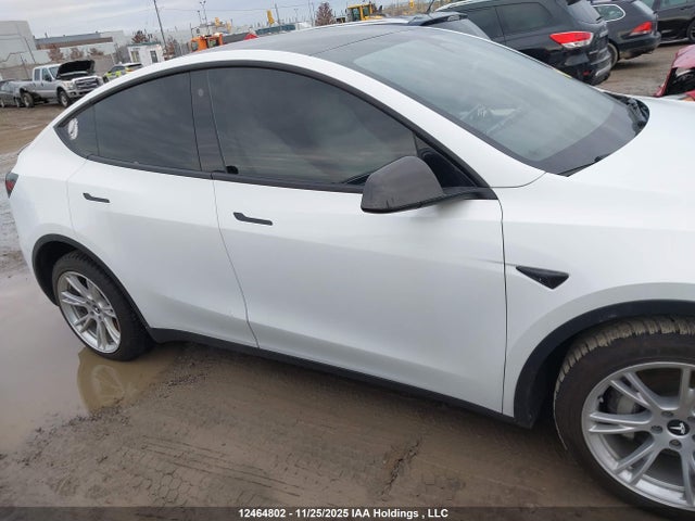 7SAYGDEE2PF611933 Tesla Model Y Long Range
