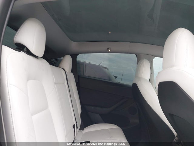 7SAYGDEE2PF611933 Tesla Model Y Long Range