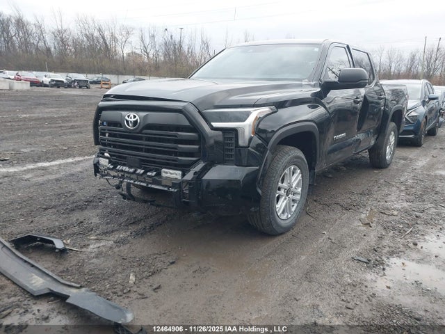 Toyota Tundra Sr 4x4 2025 5TFLA5DB6SX290953 Image 2