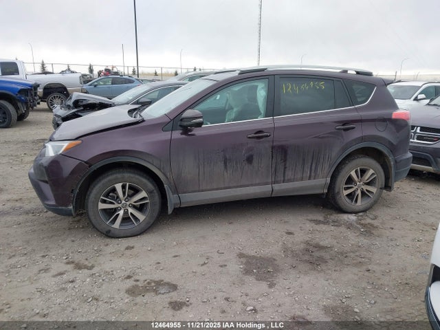 2T3RFREV3JW760449 Toyota Rav4 Adventure/xle