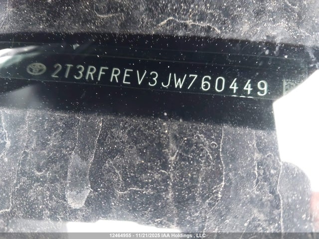 2T3RFREV3JW760449 Toyota Rav4 Adventure/xle
