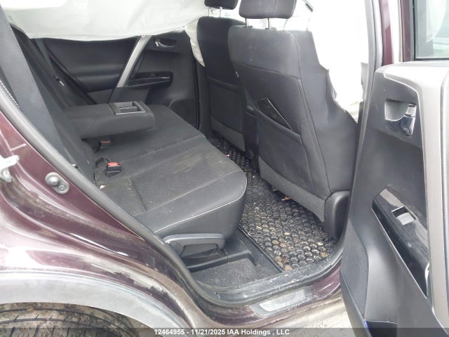 2T3RFREV3JW760449 Toyota Rav4 Adventure/xle
