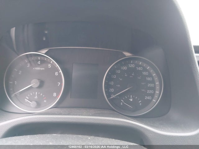 KMHD84LF1HU113716 Hyundai ELANTRA GL