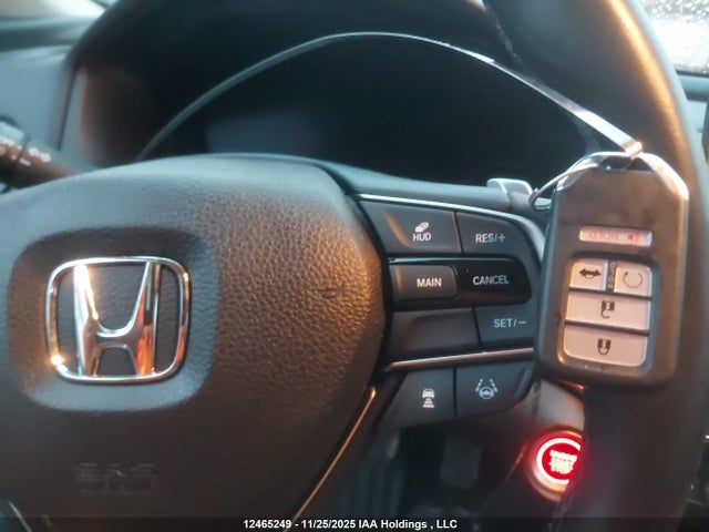 2018 Honda Accord Touring მანქანა იყიდება აუქციონზე, vin: 1HGCV1F97JA804416, აუქციონის ნომერი: 12465249