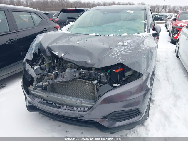3CZRU6H36NM102995 Honda HR-V LX