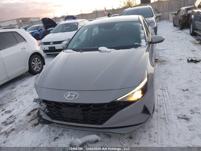 KMHLM4AGXMU072760 Hyundai Elantra Preferred Ivt