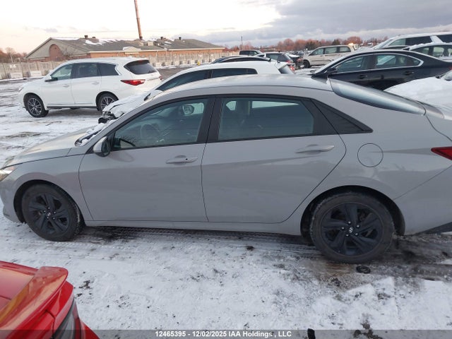 KMHLM4AGXMU072760 Hyundai Elantra Preferred Ivt