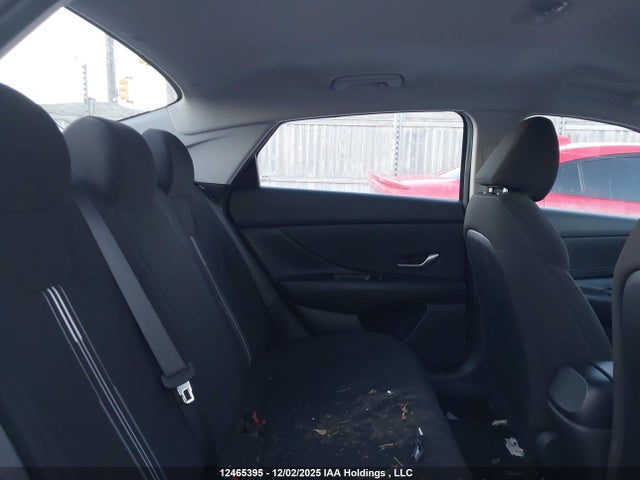 KMHLM4AGXMU072760 Hyundai Elantra Preferred Ivt