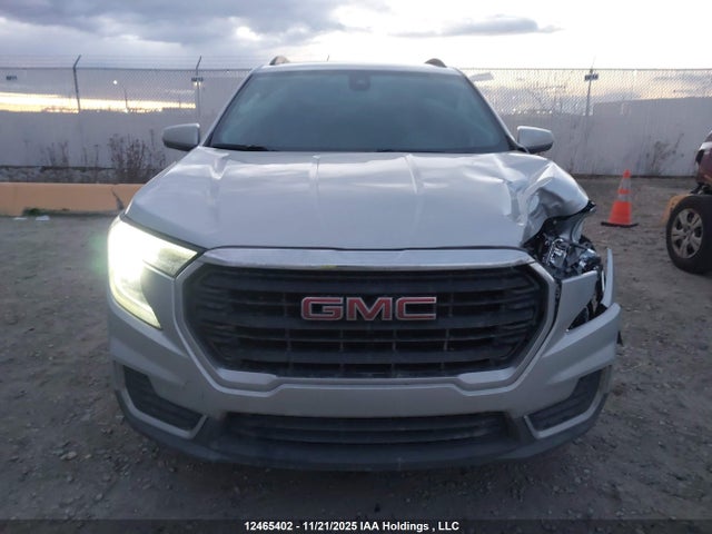 3GKALTEV6NL136147 GMC Terrain Sle