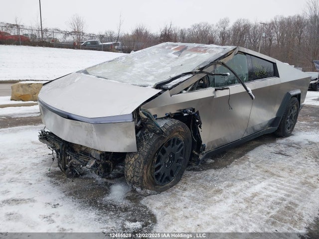 2025 Tesla Cybertruck Awd მანქანა იყიდება აუქციონზე, vin: 7G2CEHED7SA080663, აუქციონის ნომერი: 12465528