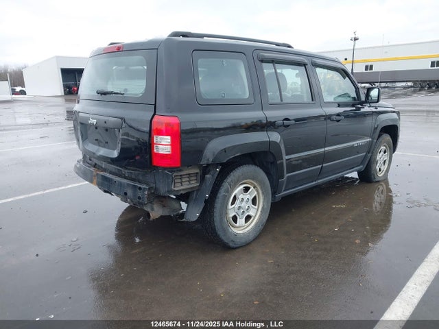 12465674 :رقم المزاد ، 1C4NJPAB4HD190689 vin ، 2017 Jeep Patriot Sport/north مزاد بيع