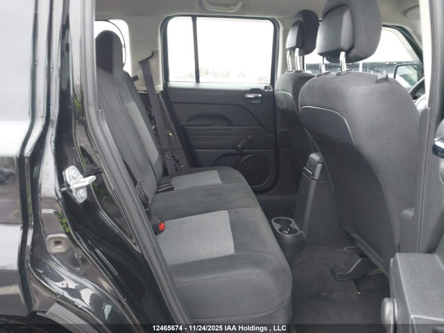 12465674 :رقم المزاد ، 1C4NJPAB4HD190689 vin ، 2017 Jeep Patriot Sport/north مزاد بيع