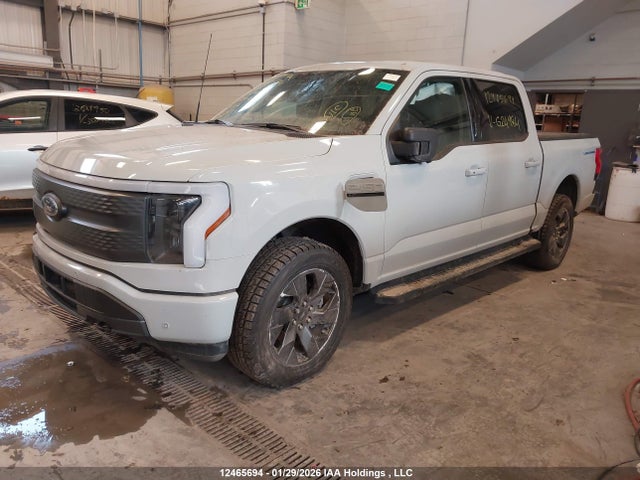 Ford F-150 Lightning Xlt 2023 1FT6W1EV5PWG24984 Image 2