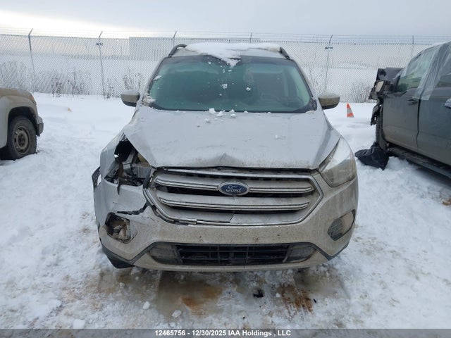 1FMCU9H99JUD39807 Ford ESCAPE SEL