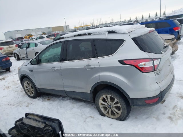 1FMCU9H99JUD39807 Ford ESCAPE SEL
