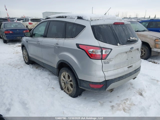 1FMCU9H99JUD39807 Ford ESCAPE SEL