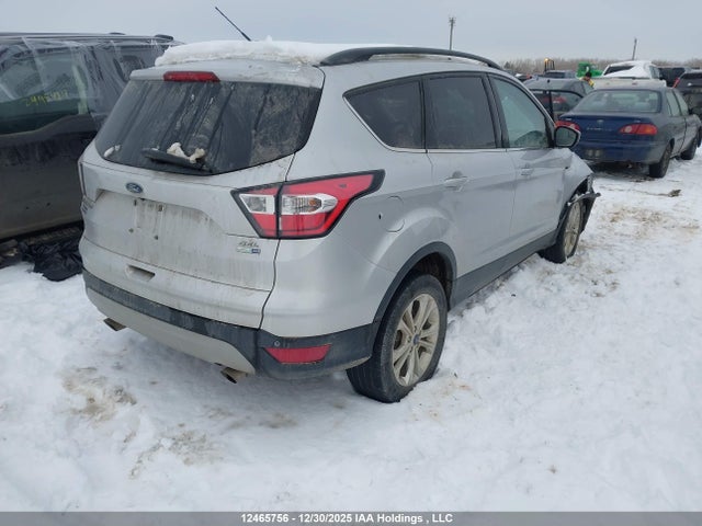 1FMCU9H99JUD39807 Ford ESCAPE SEL