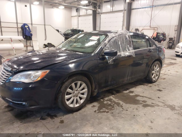 Chrysler 200 Touring 2014 1C3CCBBBXEN100989 Image 13