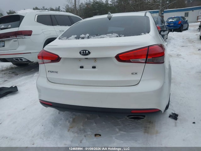 3KPFL4A89JE255770 KIA Forte Ex/ex Luxury/ex+