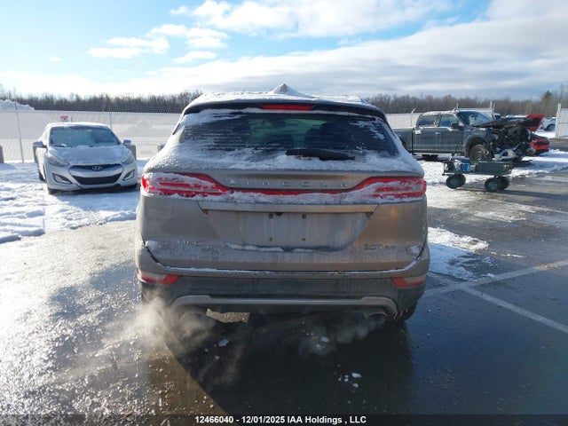 Lincoln MKC SELECT 2018 5LMCJ2D93JUL11746 Image 16