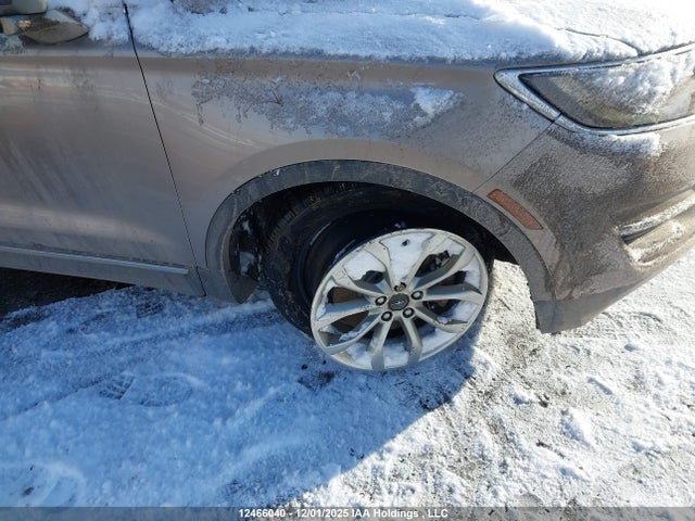 Lincoln MKC SELECT 2018 5LMCJ2D93JUL11746 Image 17