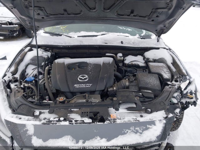 3MZBN1T78HM143650 Mazda Mazda3 Se